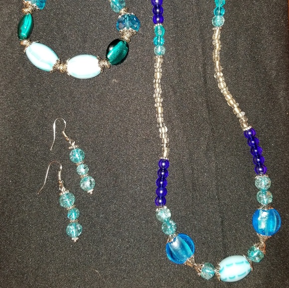 Jewlery - Picture 3 of 7